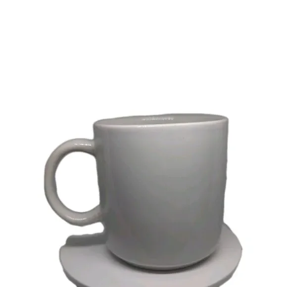 Hallmark /Wonder Woman 1984- Mom To The Rescue Mug - Picture 2 of 4